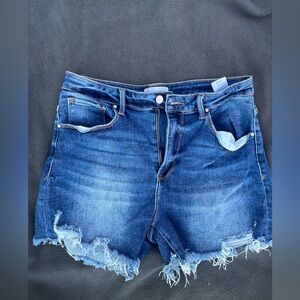 Risen Jean shorts size XL worn 2-3 times